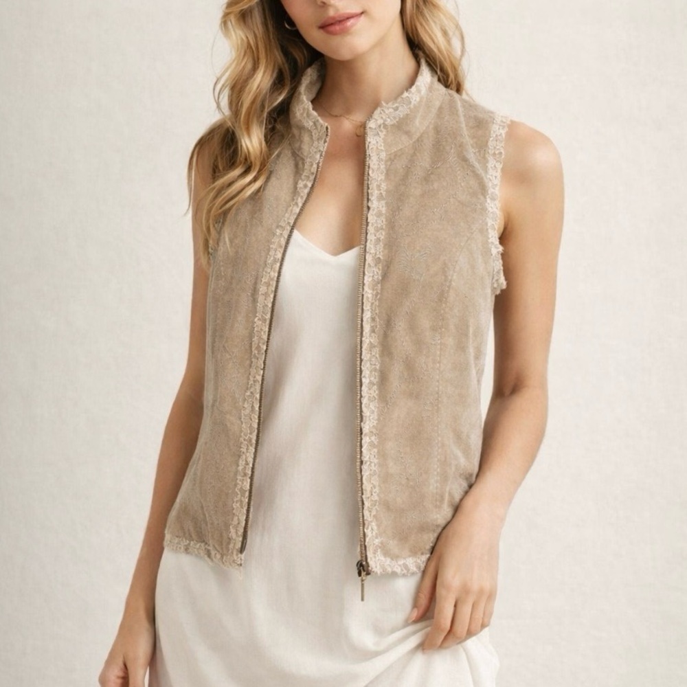 Coldwater Creek suede vest with lace terrier size small
